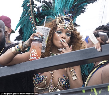 Rihanna's Carnival Hot Shots