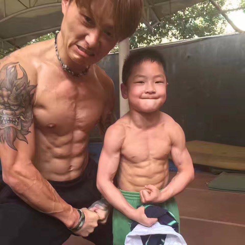 See the 7-year-old with 8-pack That Has Left the Internet Talking