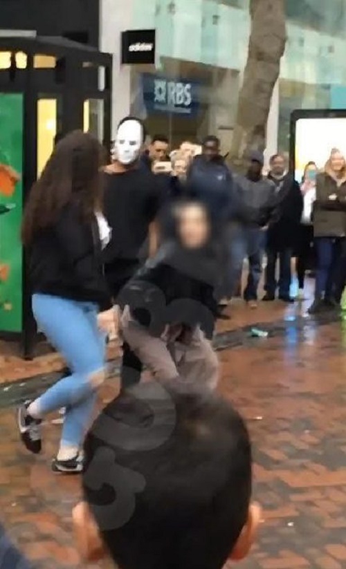 Muslim Teenager Sparks Outrage After Twerking in Public While Wearing