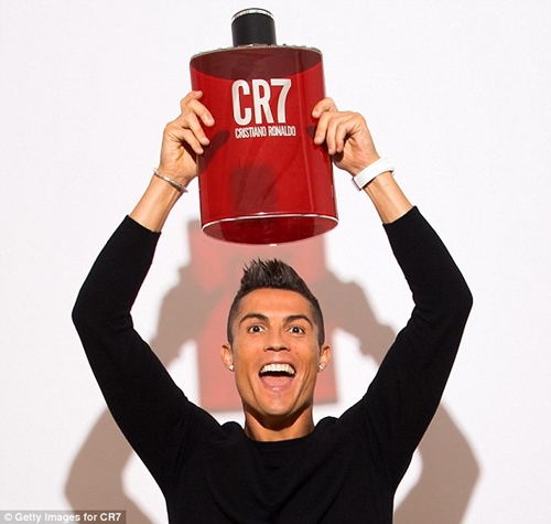 Cristiano Ronaldo unveils new fragrance ahead of return to