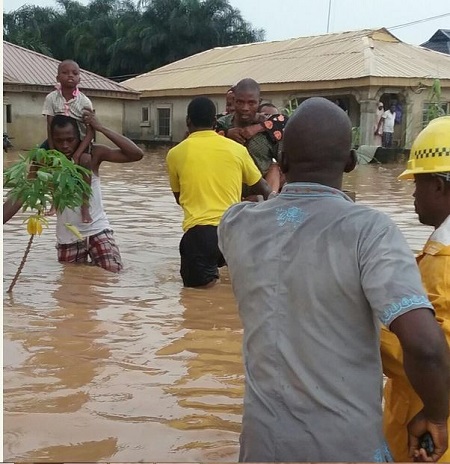 Flood in Lagos Worsens as Rescue Operation Begins....See Troubling ...