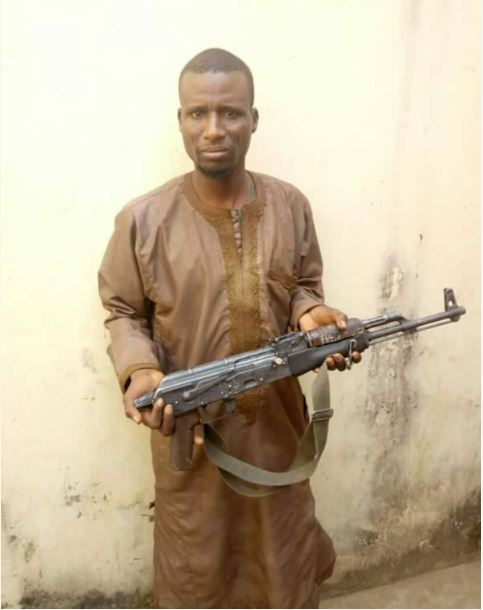 Deadly Kidnappers Arrested Along Kaduna-Abuja Road, Weapons Recovered ...