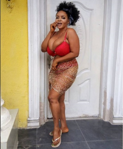Omg! Cossy Orjiakor's Boobs Almost Popping Out at Her European Send-off  Party (Photos)