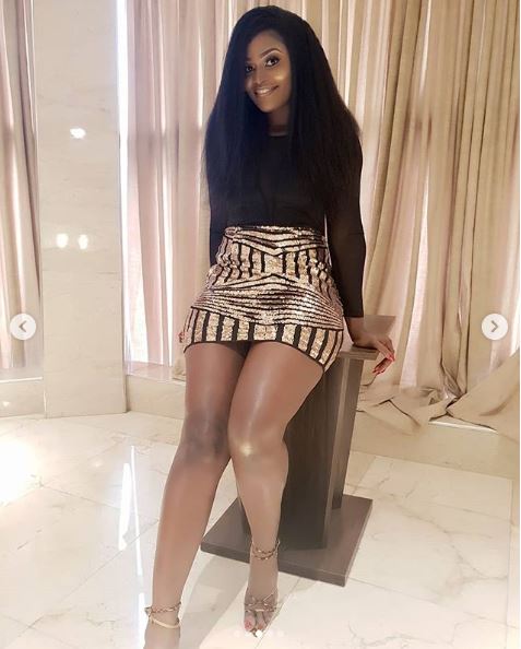 Nollywood Actress, Chizzy Alichi Flaunts Hot Legs (Photos ... - 477 x 594 jpeg 47kB