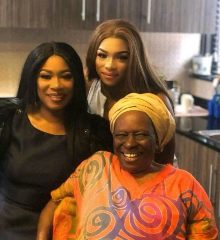 Regina Askia shares three generation photo