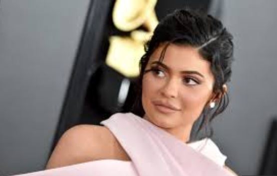 Kylie Jenner Becomes Youngest Self-Made Billionaire At 21