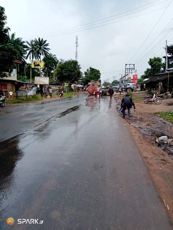 Diesel tanker fell in Imo