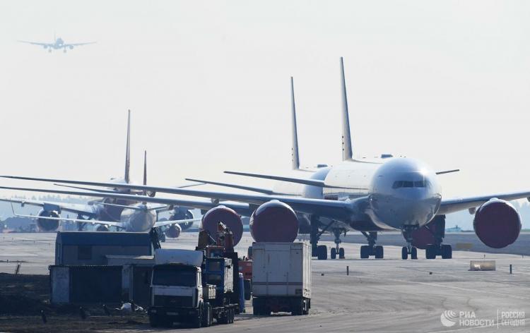 Boeing 777 emergency landing