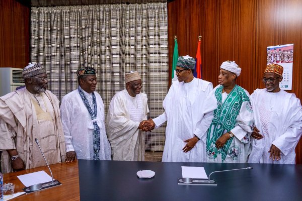 Buhari Hosts Ministers Who Served Under Him As Military Head Of State