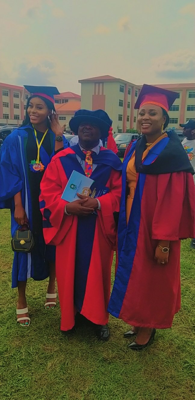 The trio had their convocation on the same day from the same university