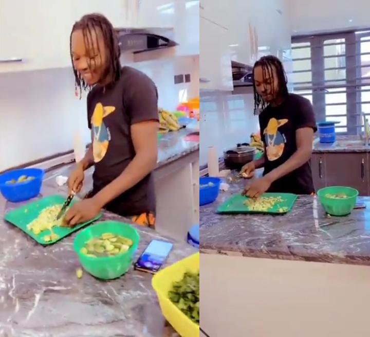 Naira Marley cooking