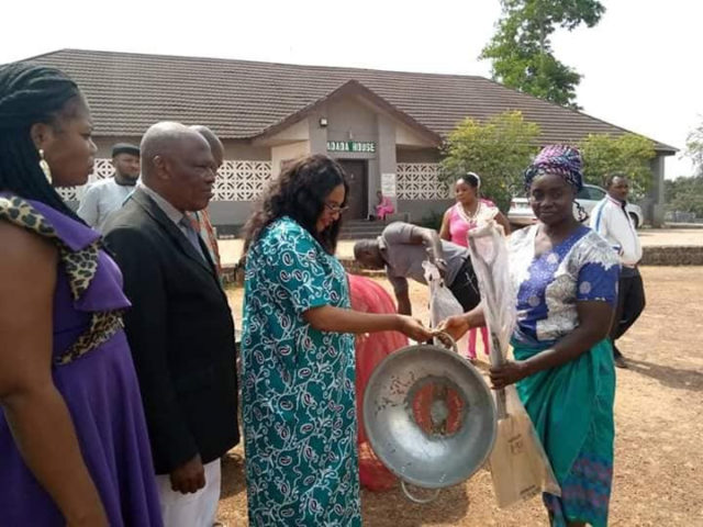 The woman allegedly empowered her constitutes with pans and shovels