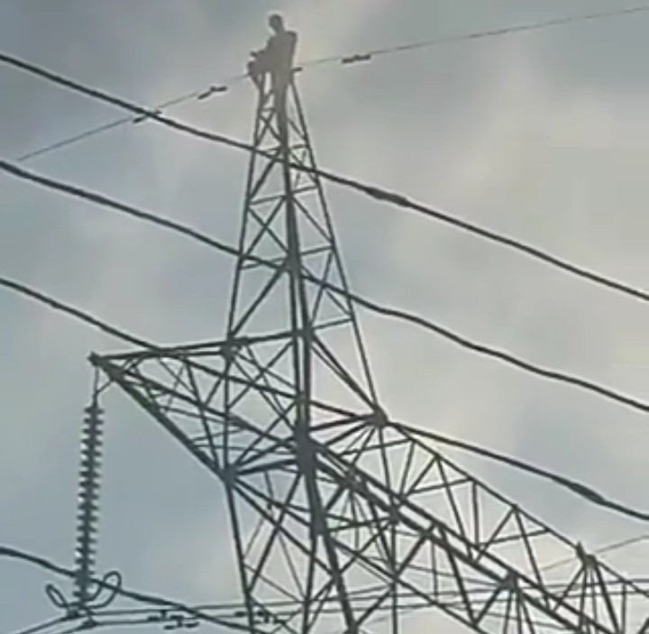 Pastor climbs high tension pole to commit suicide