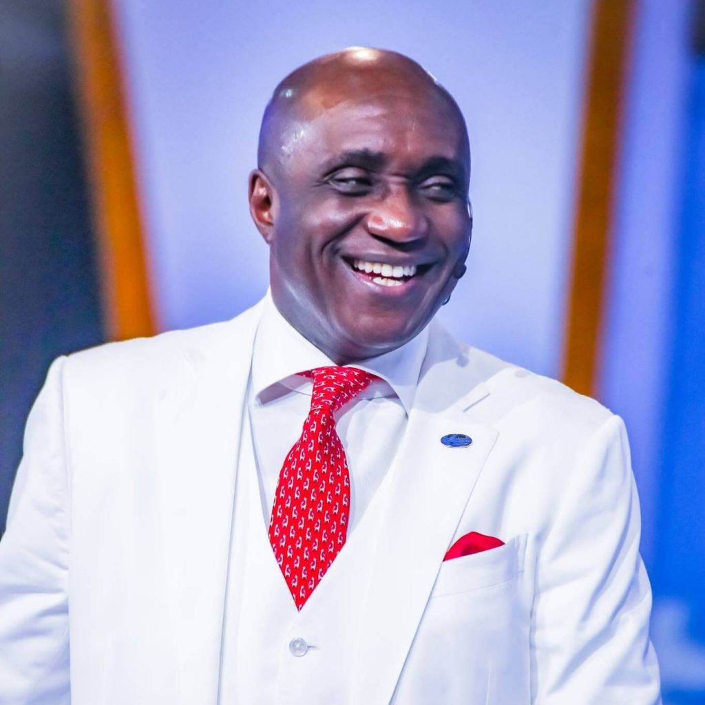  Pastor David Ibiyeomie