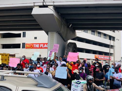 Nigerians protesting against SARS in Lagos