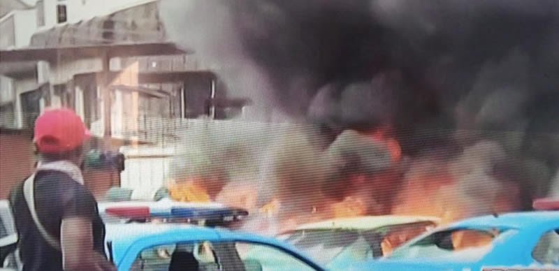 FRSC and VIO offices set on fire by hoodlums