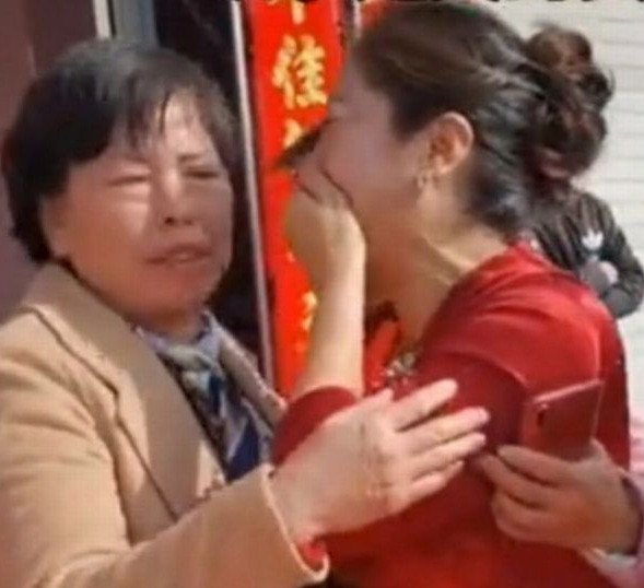 Mother finds out son's bride is her daughter