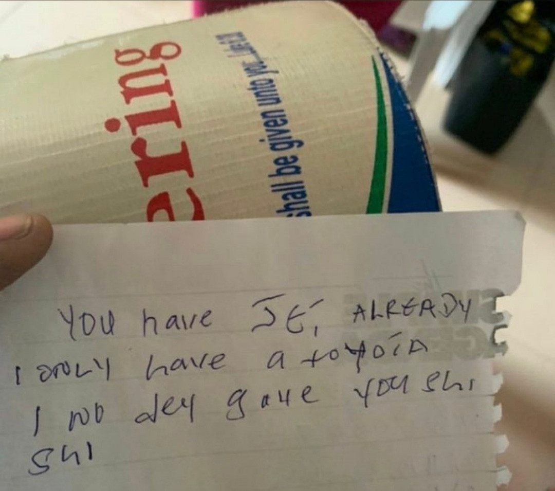 Churchgoer drops note inside offering box