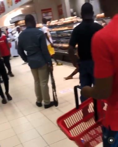 SARS officials attempting to arrest man inside Shoprite, Ogun state