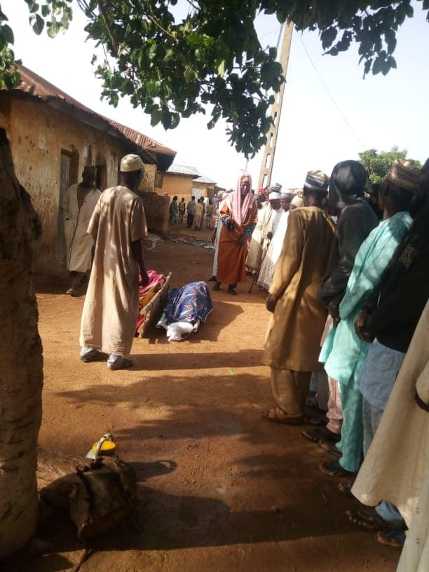 Residents bury loved ones killed by bandits in Kaduna