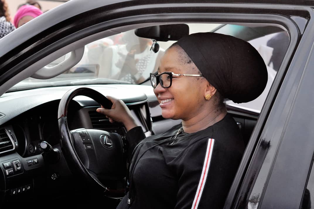 Prophetess Ihezuo receives brand new car from philanthropist