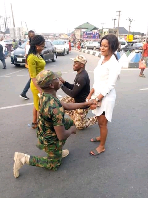 Soldiers propose to their girlfriends