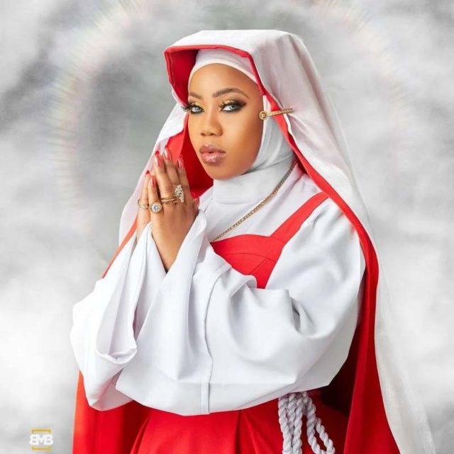 Lawani shares new photo in nun outfit