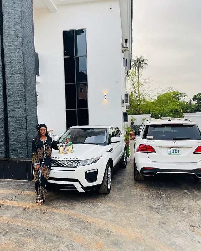 Bitcoin Lord gifts wife a brand new car