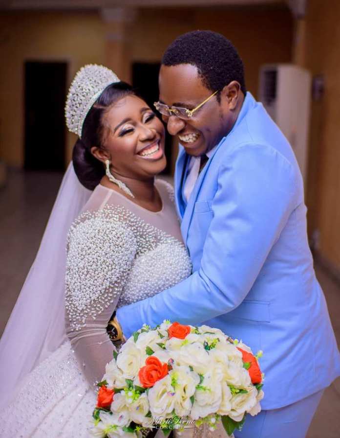 Esin shared her wedding photos on social media