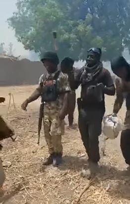 Nigerian soldiers