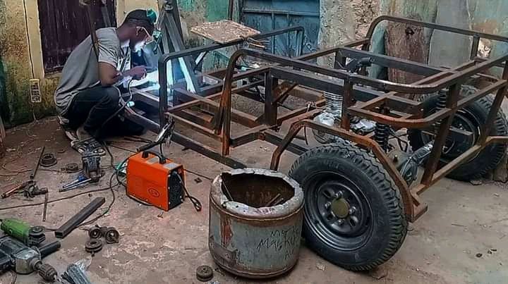 Kano tricycle 