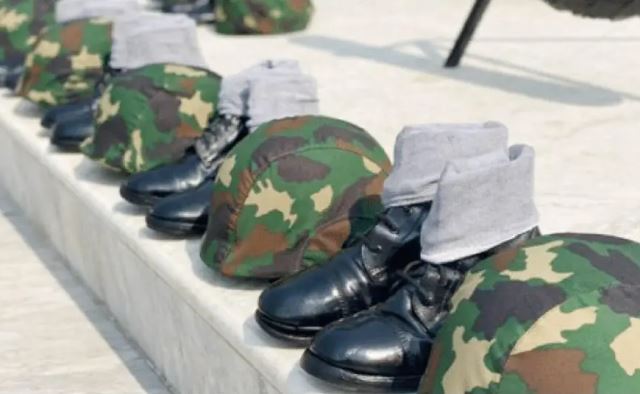 Nigerian soldiers