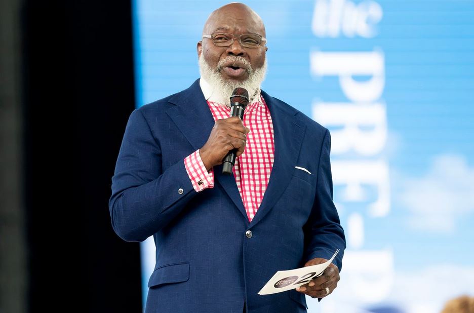 TD Jakes