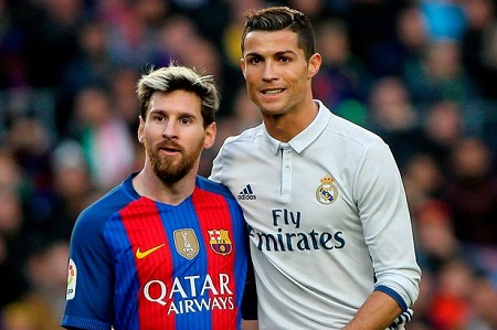 Messi And Ronaldo Spotted Kissing In Barcelona 3 Days Before Clasico Photo