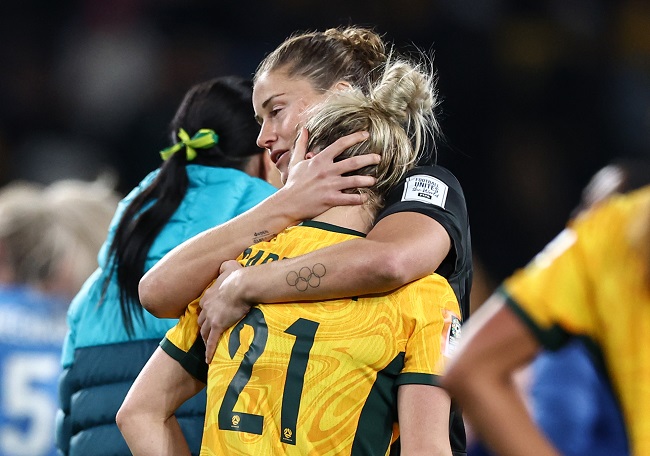 Women's World Cup: England beats Australia to reach final against