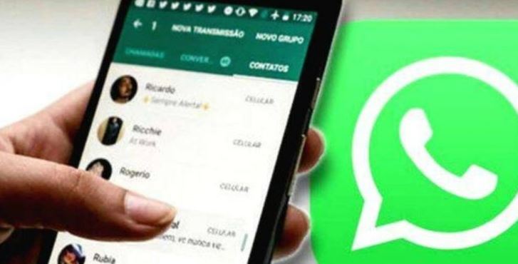 man-files-lawsuit-after-being-removed-from-whatsapp-group