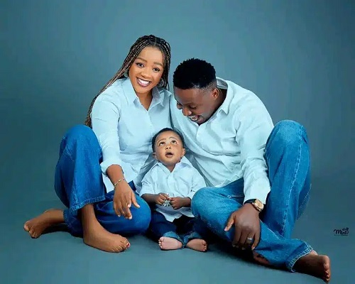 Gospel Singer, Rejoice Iwueze And Husband Celebrate Two Years of Marriage Anniversary (Photo)